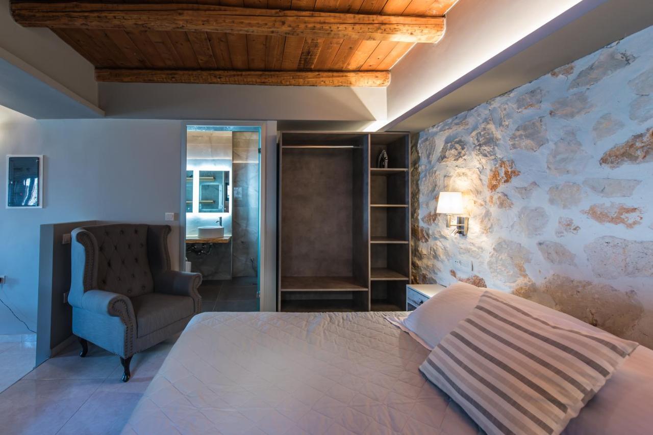 Xigia Beach Residence Villas Orthoniaí Kültér fotó